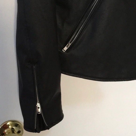 Uniqlo Black Faux Leather Zip Motorcycle Jacket S - Picture 5 of 7